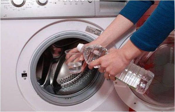 Reinigung der Waschmaschine mit Essig