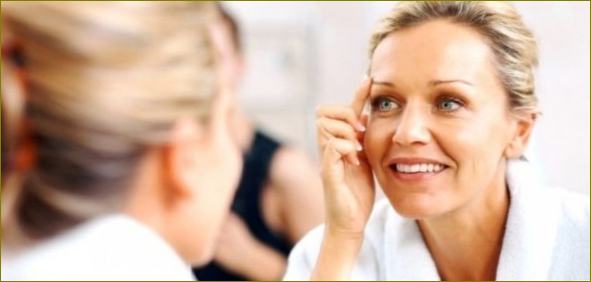 Top 10 Hyaluronsäure-Cremes nach Kosmetikerinnen-Bewertungen für die Haut von 40-50 Jahren