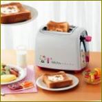 Ein Toaster mit einem Muster auf dem Brot, verbrennt Bilder