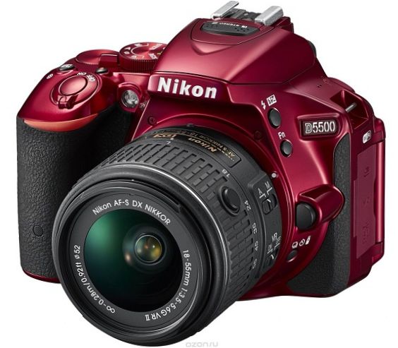 Nikon D5500 Kit 18-55 VR II, rot