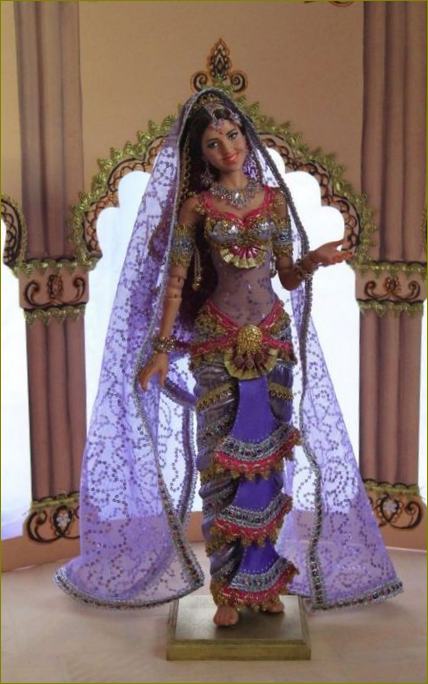 Indische Puppe von Larissa Isaeva