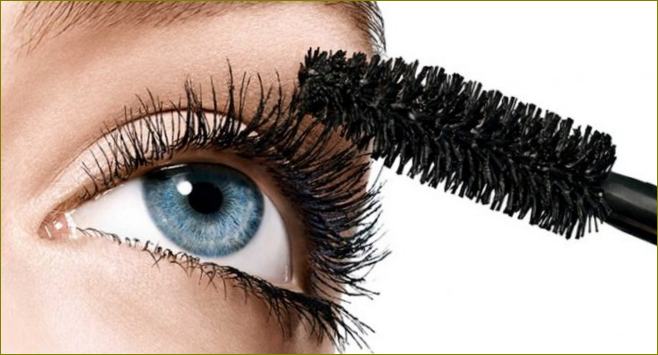 Die besten Mascaras für Wimpern: flauschig, geschwungen und voluminös