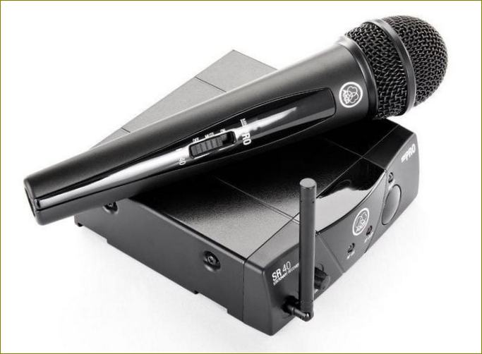 Beste drahtlose Mikrofone AKG WMS40 Mini Single Vocal Set
