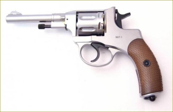 Gletcher NGT F Silber Revolver